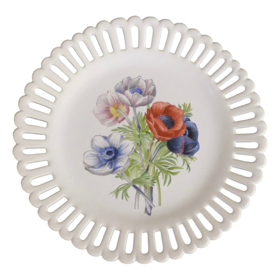 Openwork Bourg-Joly plate with Redouté Anemones