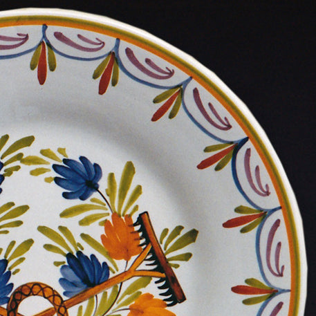 Plain Rim Plate with Antique Flowers 95 hand painted decoration
