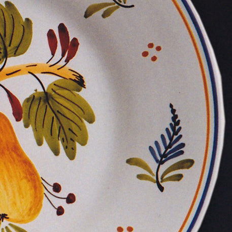 Plain Rim plate with Antique Fruits 2 hand painted decoration
