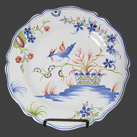 Scalloped Edge Round Feston serving plate with La Rochelle polychrome decor