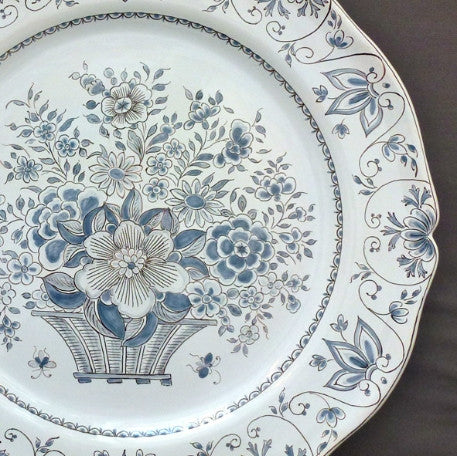 Scalloped Edge Round Feston serving plate with elaborate Delft Basket blue and grey decoration