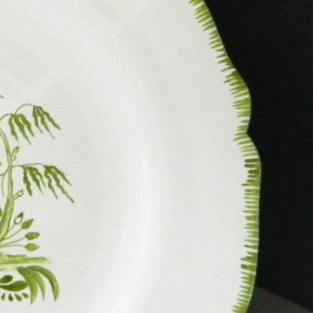 Scalloped edge Feston plate with Chinoiserie 1 'The Merrymaker' Monochrome Green decoration
