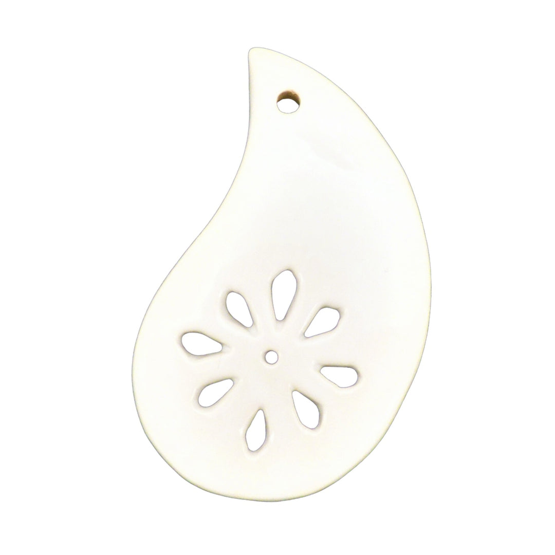 Openwork Virgule ornament in white