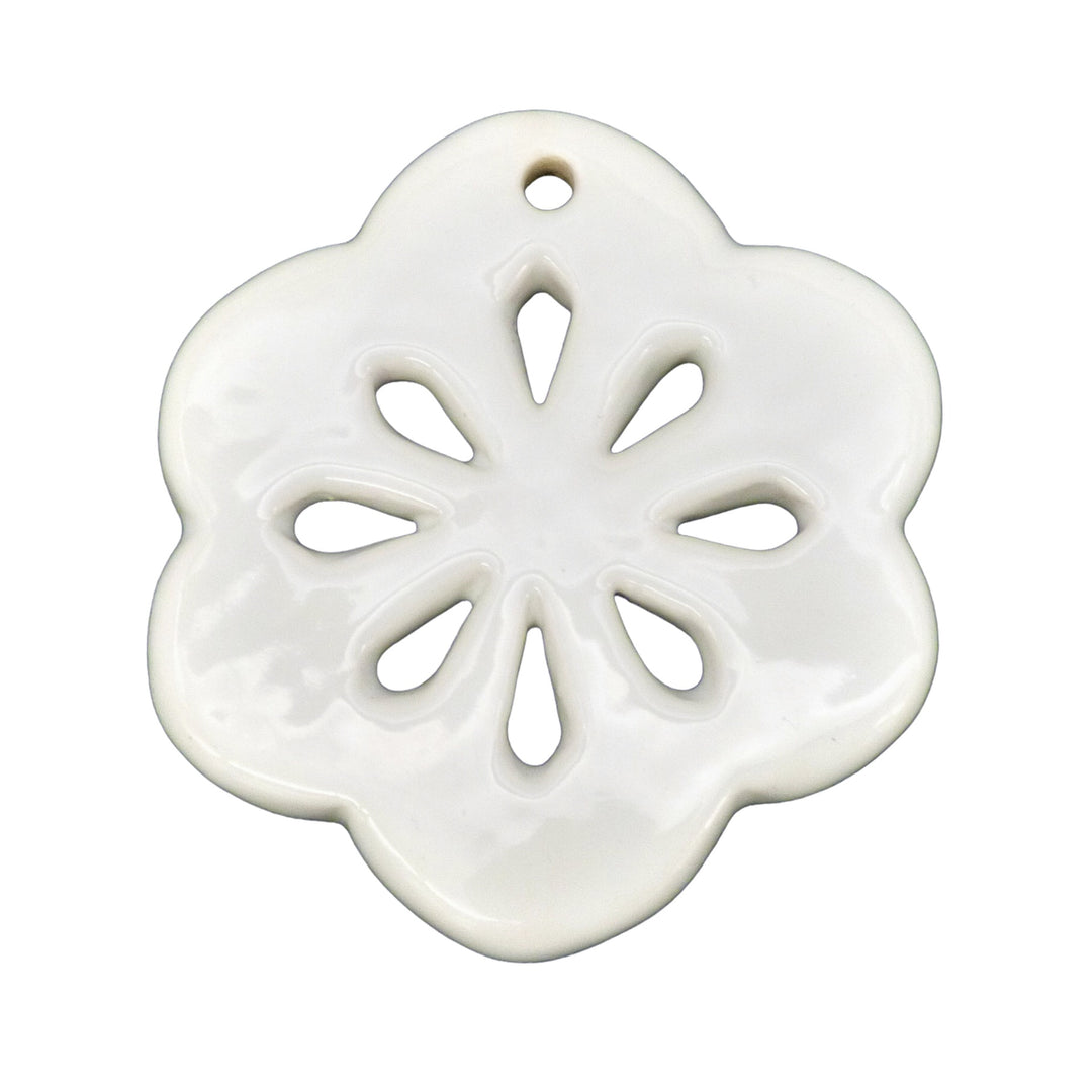 Openwork Flower ornament in white